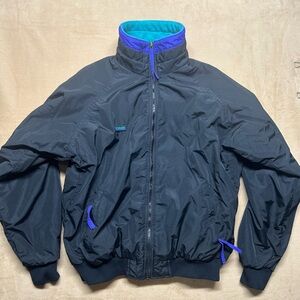 Columbia Black and Purple Windbreaker Lightweight Sporty Design